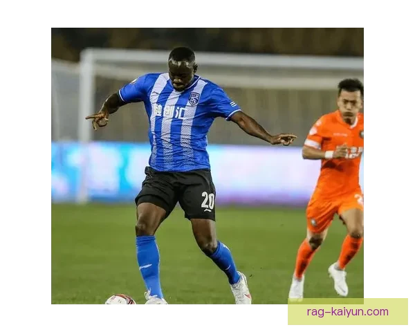 欧洲杯战术分析：各队战术特点逐渐显现，未来比赛趋势值得关注